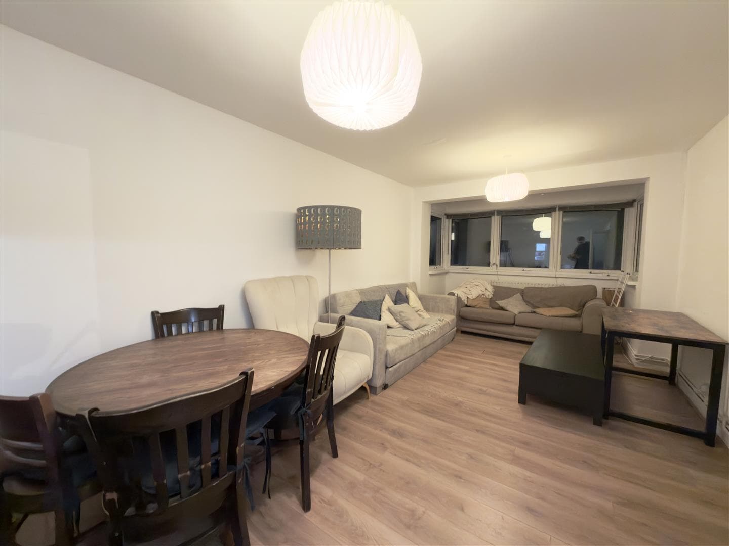 Mimosa, Avenue Road, N15