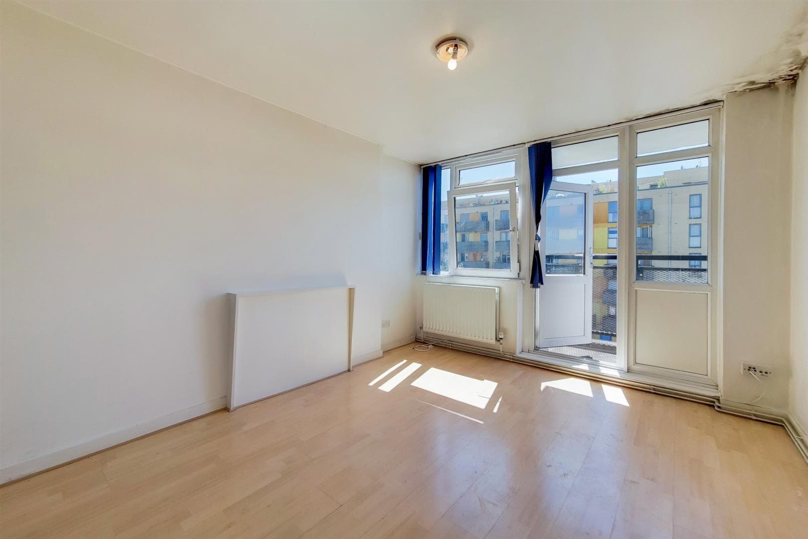 Shaftesbury Court, London, N1