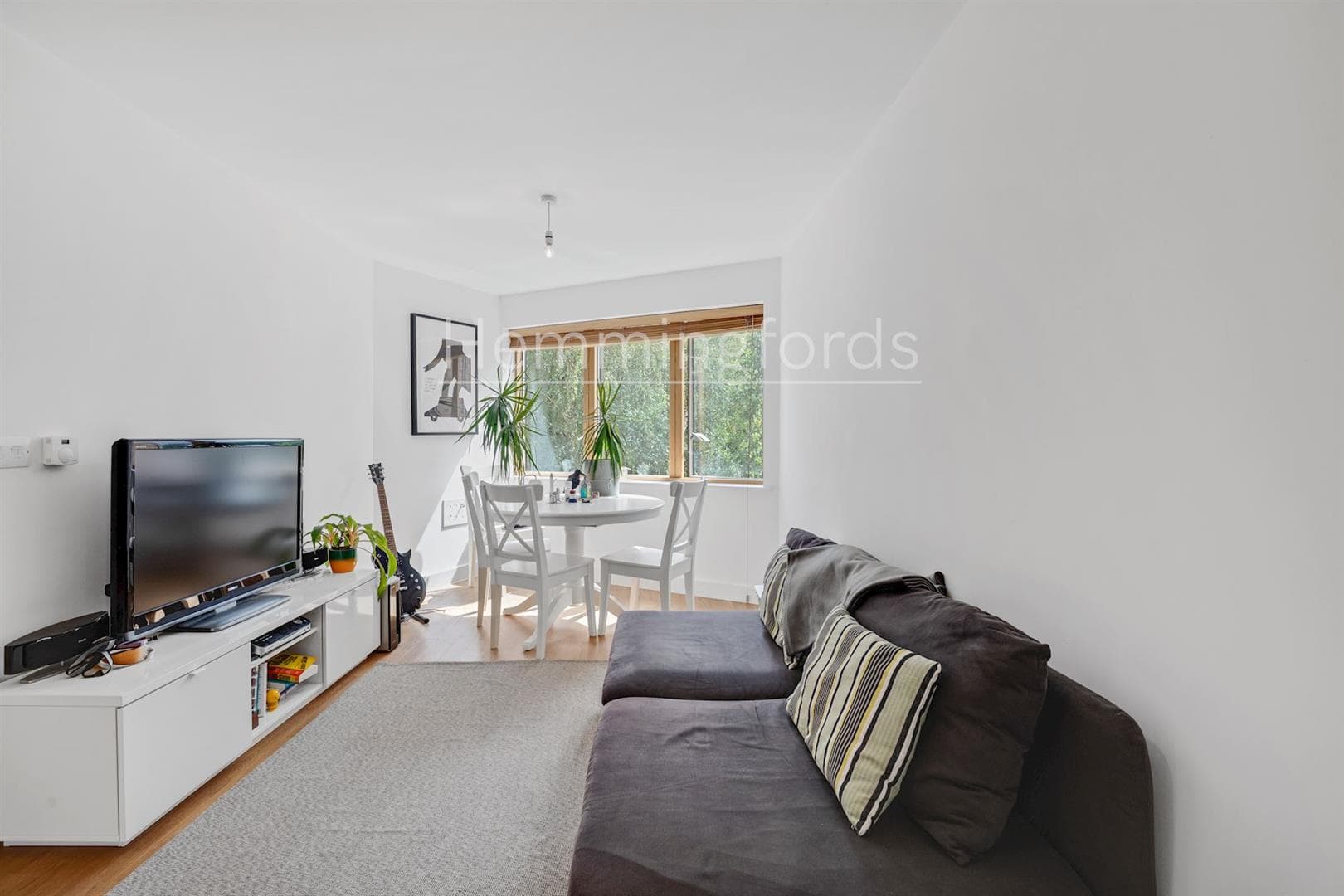 Mildmay Avenue, Islington, N1