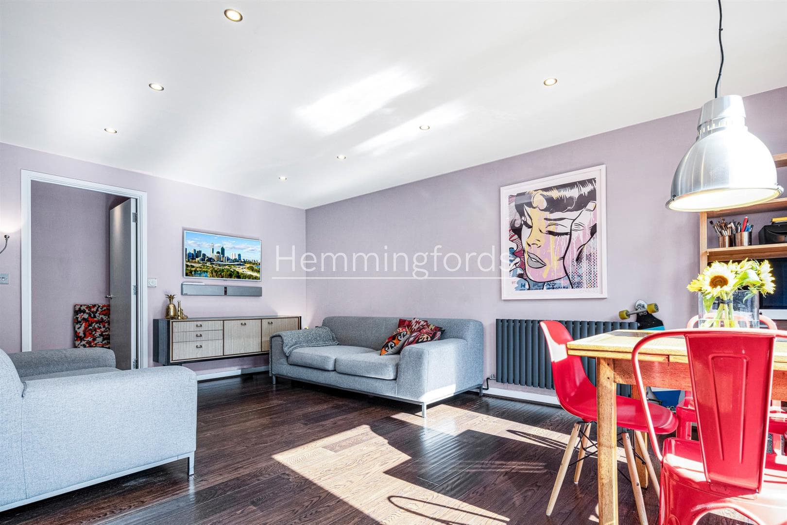 Dame Street, Angel, N1