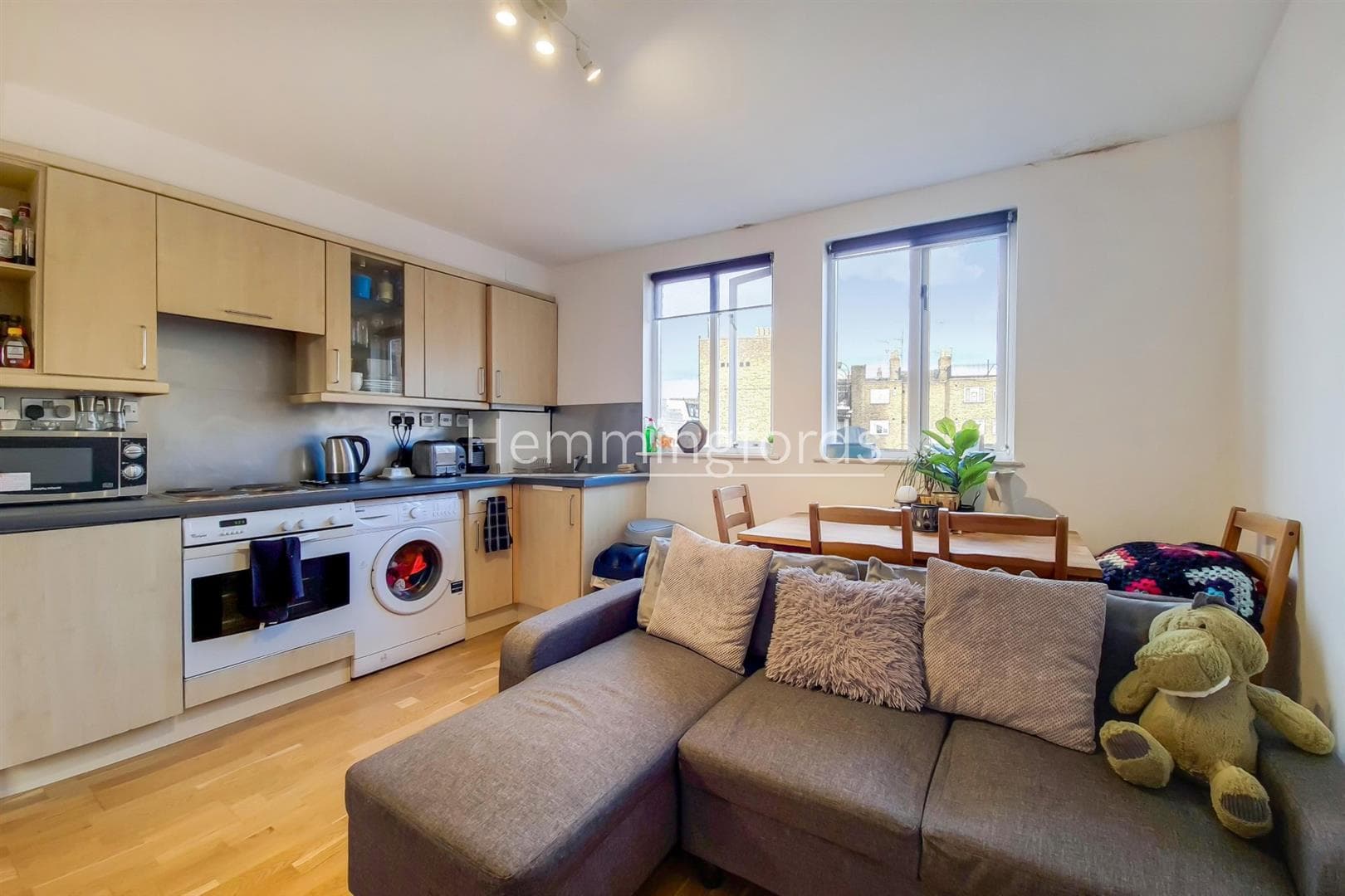 Essex Road, Angel, N1