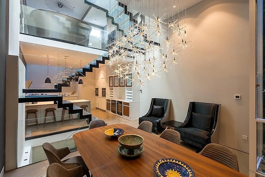 Princes Mews, Bayswater, London, W2