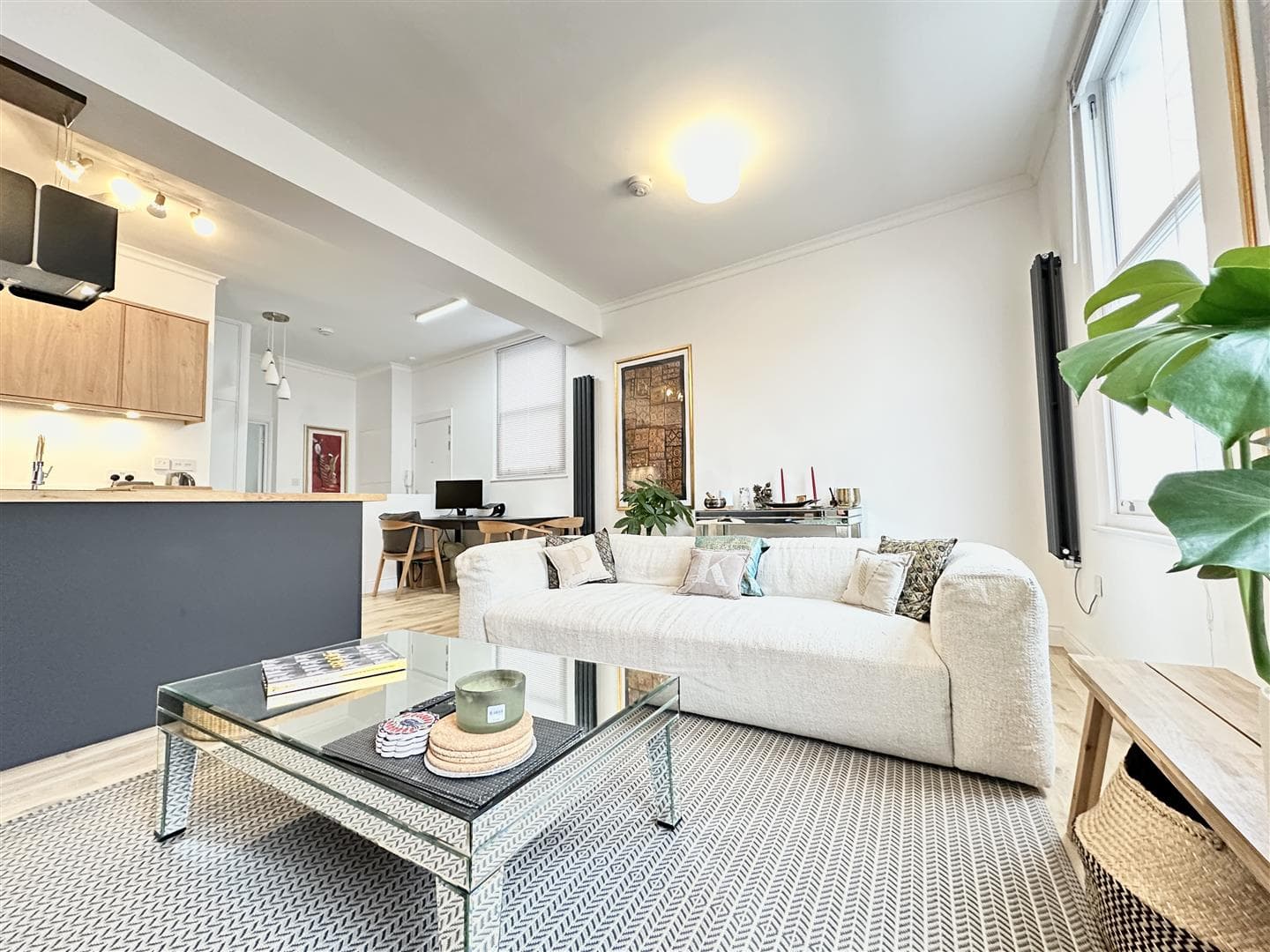 Queens Crescent, London, NW5
