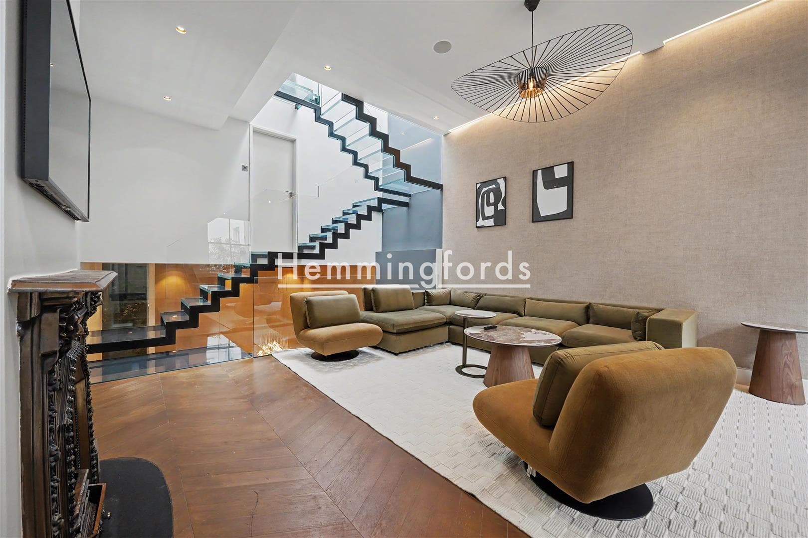 Princes Mews, Bayswater, London, W2